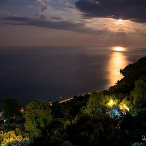 House Of The Rising Sun Villa Chorefton Bagian luar foto