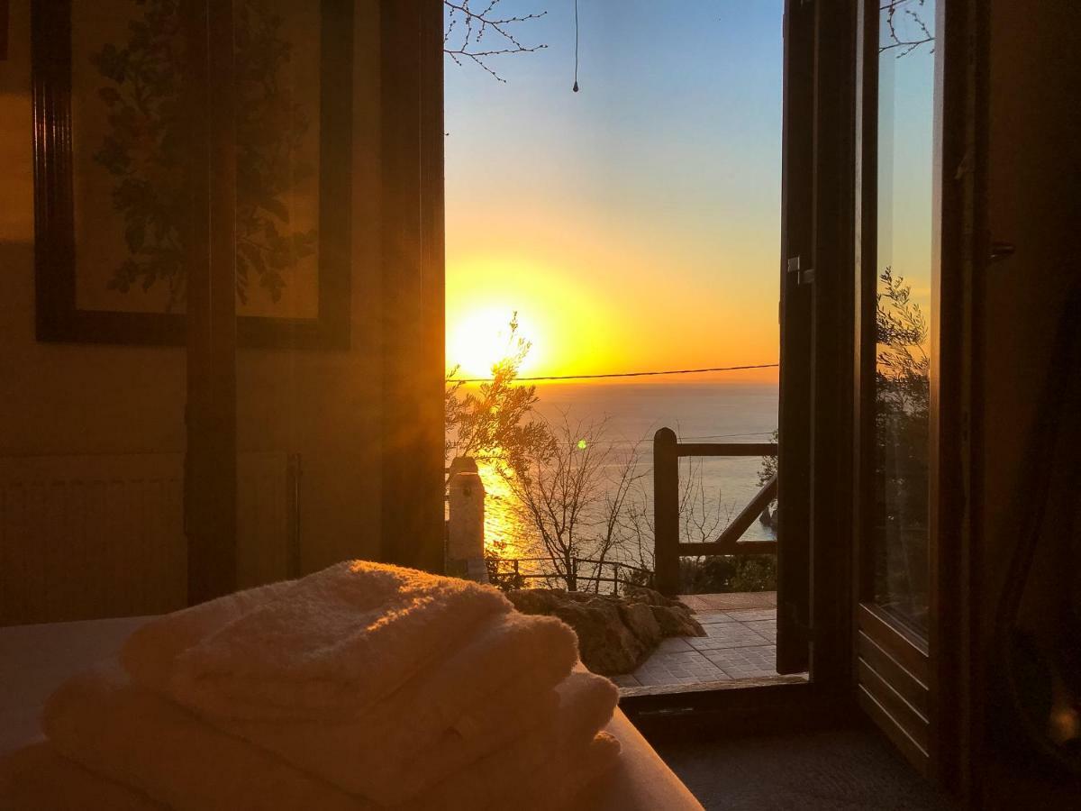 House Of The Rising Sun Villa Chorefton Bagian luar foto